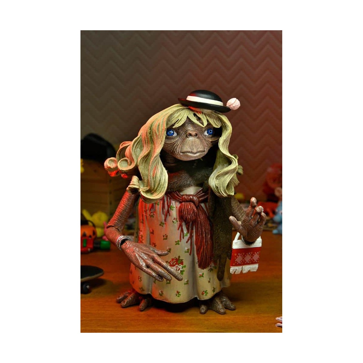 Neca - E.T. El Extraterrestre - Ultimate Dress Up E.T.