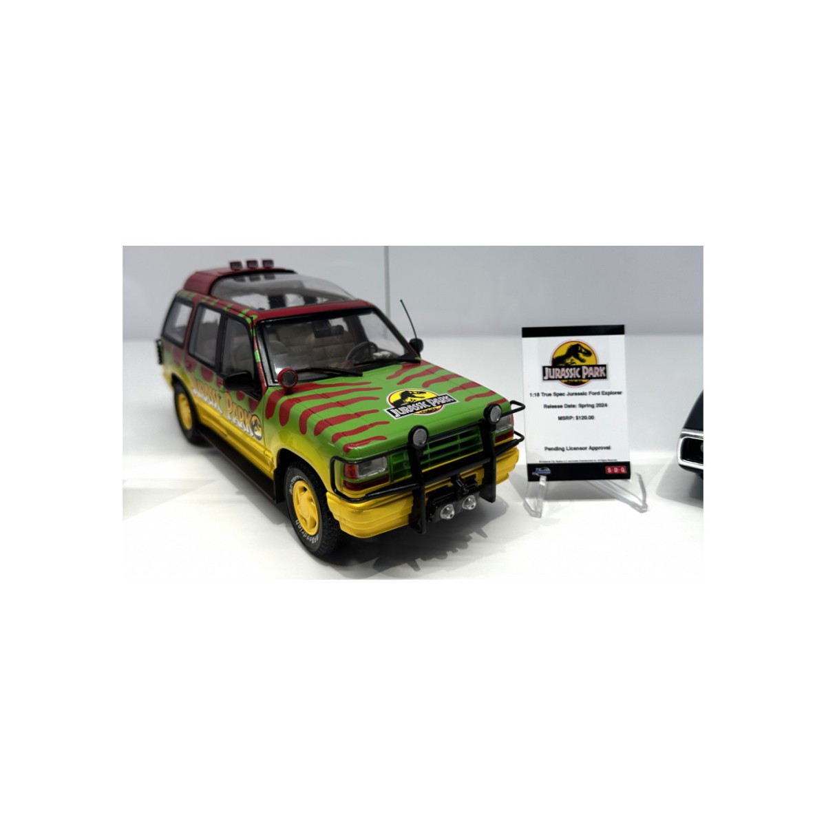 Jada Toys Parque Jurásico - Ford Explorer - 1/18