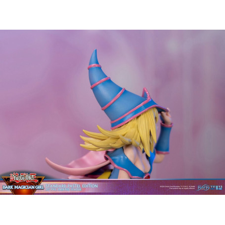 First 4 Figures - Yu Gi Oh - Dark Magician Girl Edición Estándar Pastel
