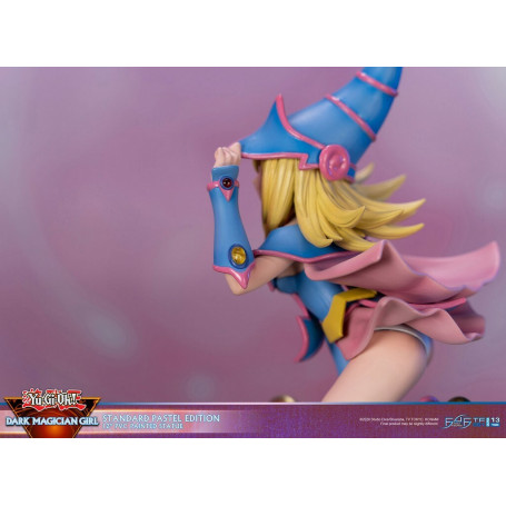 First 4 Figures - Yu Gi Oh - Dark Magician Girl Edición Estándar Pastel