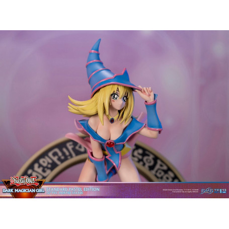 First 4 Figures - Yu Gi Oh - Dark Magician Girl Edición Estándar Pastel