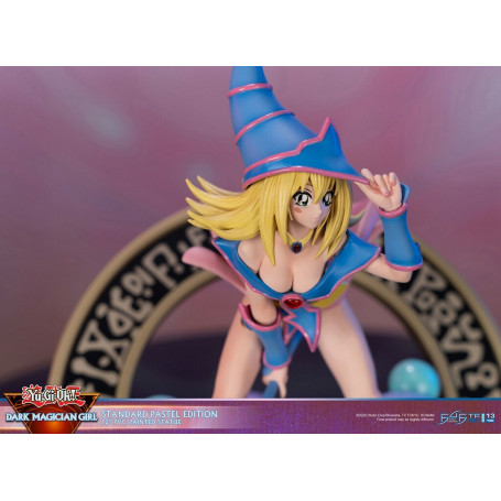 First 4 Figures - Yu Gi Oh - Dark Magician Girl Edición Estándar Pastel