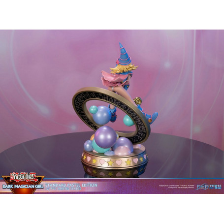 First 4 Figures - Yu Gi Oh - Dark Magician Girl Edición Estándar Pastel