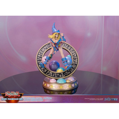 First 4 Figures - Yu Gi Oh - Dark Magician Girl Edición Estándar Pastel