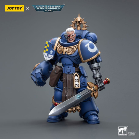 JoyToy Marines Espaciales - Ultramarines - Ultramarines Teniente con Puño de Poder 1/18 - Warhammer 40K