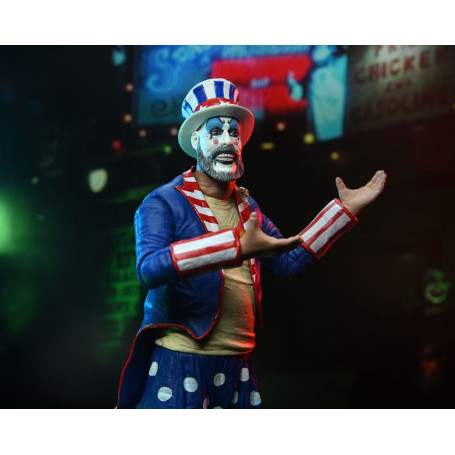 Neca - House of 1000 Corpses Capitán Spaulding (Capa) 20º Aniversario