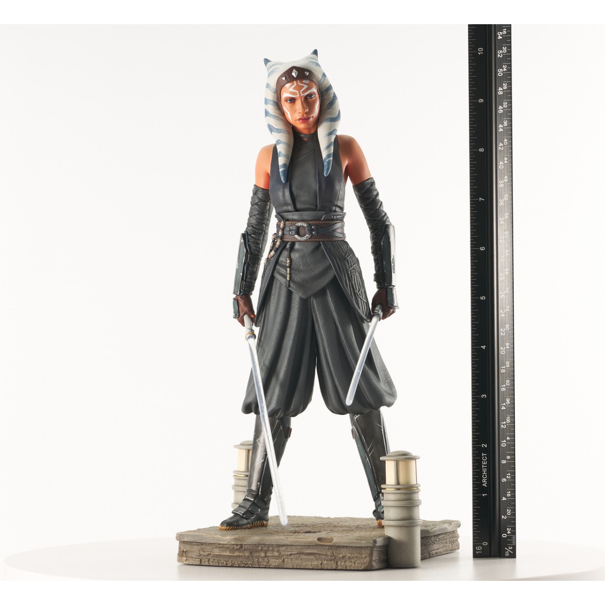 Gentle Giant Star Wars - Ahsoka Tano - The Mandalorian - Premier Collection Estatua 1/7