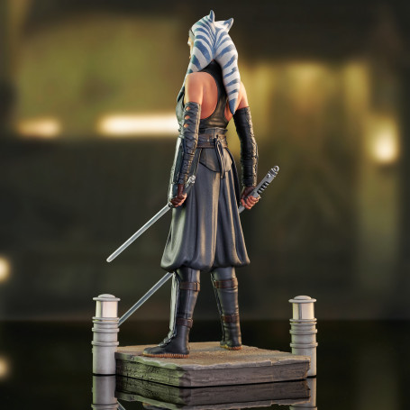 Gentle Giant Star Wars - Ahsoka Tano - The Mandalorian - Premier Collection Estatua 1/7