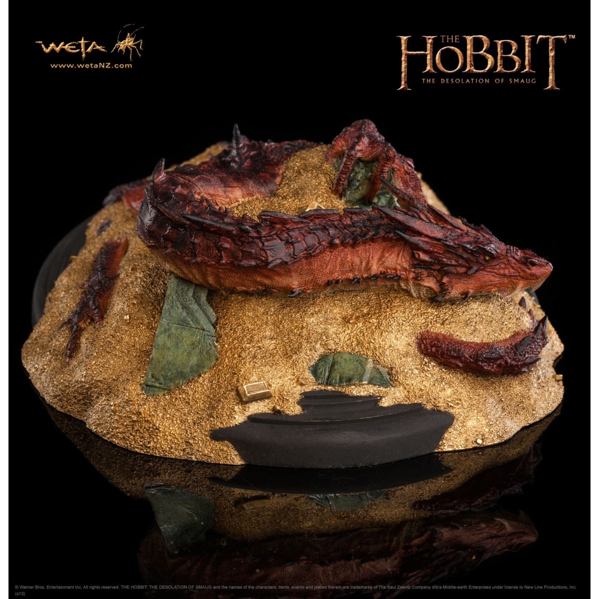 Weta Statue Smaug King Under the mountain