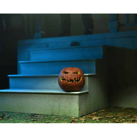 Neca Halloween Ends 2022 - Ultimate Michael Myers