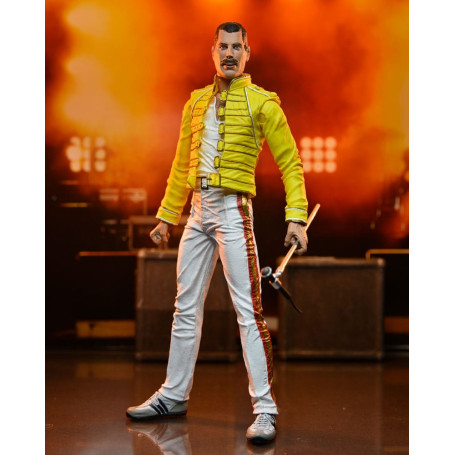 Neca Queen - Freddie Mercury (Chaqueta amarilla) En directo en el estadio de Wembley 86