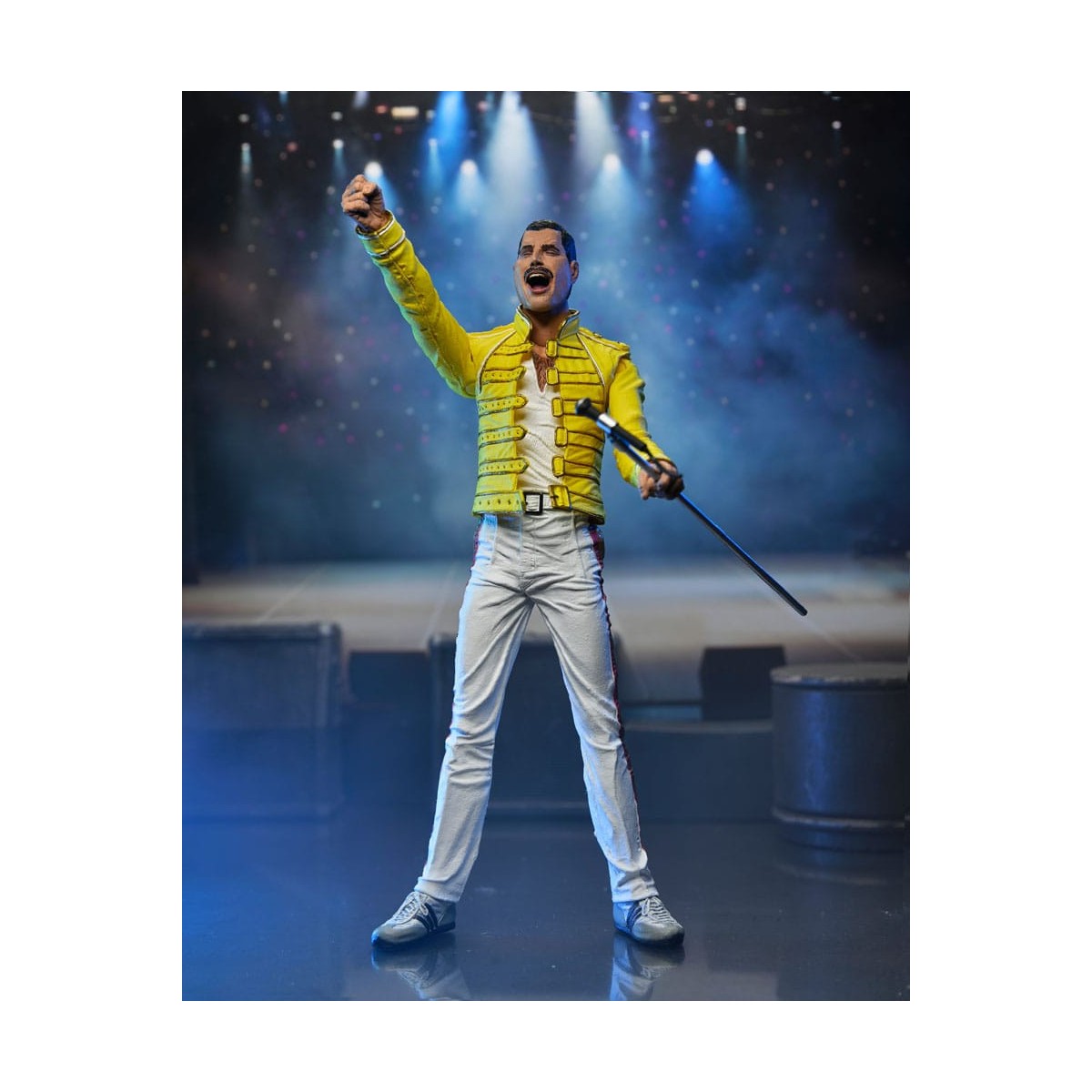 Neca Queen - Freddie Mercury (Chaqueta amarilla) En directo en el estadio de Wembley 86