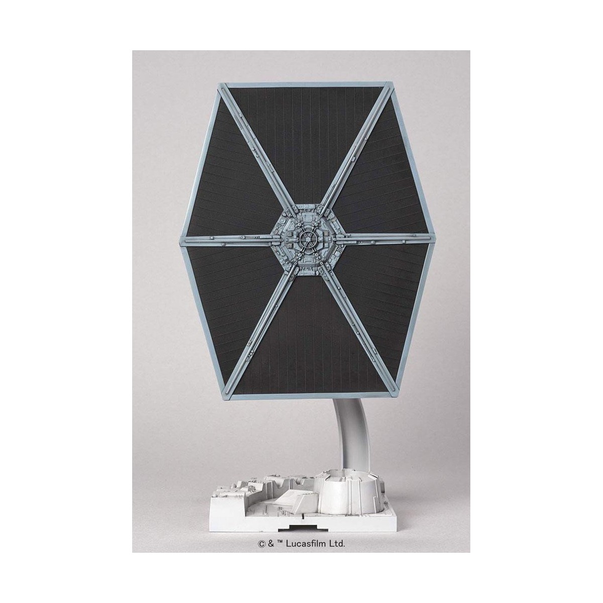 Kit de modelismo Bandai Star Wars - TIE Fighter 1/72