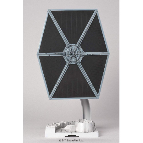 Kit de modelismo Bandai Star Wars - TIE Fighter 1/72