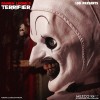 Mezco Muñecos Muertos Vivientes - Art the Clown - Terrifier