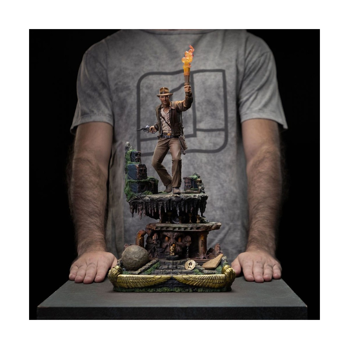 Iron Studios - Indiana Jones Deluxe Art Escala 1/10