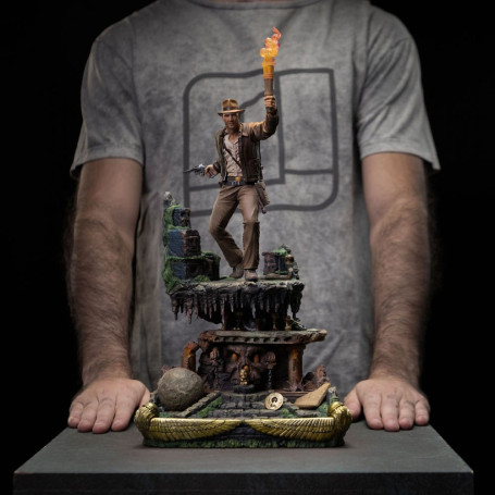 Iron Studios - Indiana Jones Deluxe Art Escala 1/10