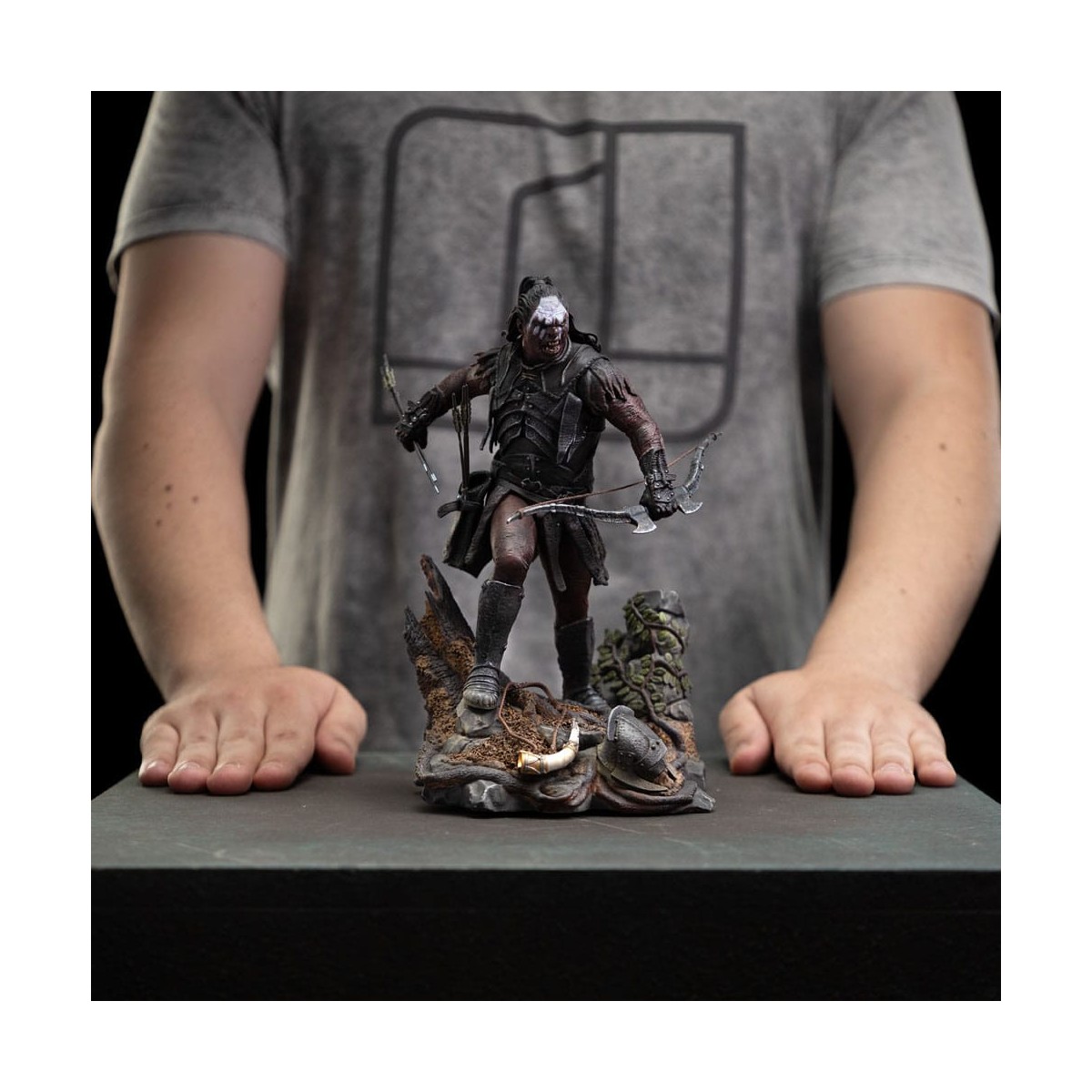 Iron Studios - Lurtz, Líder Uruk-Hai - El Señor de los Anillos - LOTR BDS Art Escala 1/10