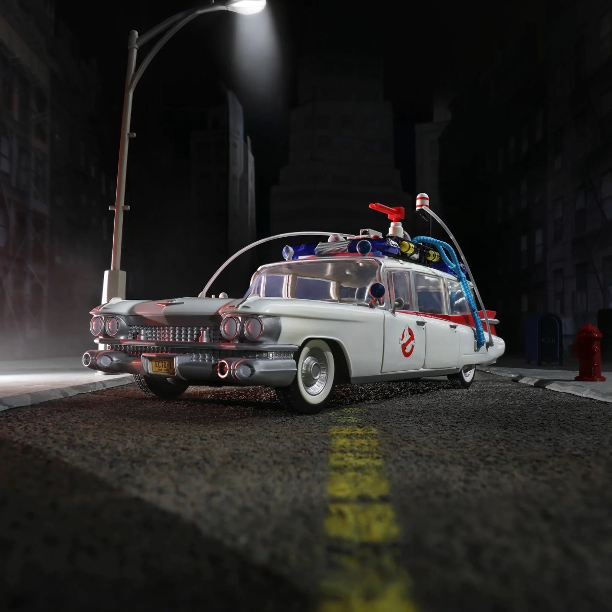Hasbro - Los Cazafantasmas 1984 - Plasma Series 40 Aniversario ECTO-1 1/15