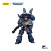JoyToy - Marines Espaciales - Ultramarines - Jump Pack Intercesores Sargento Con Pistola De Plasma Y Espada De Poder 1/18
