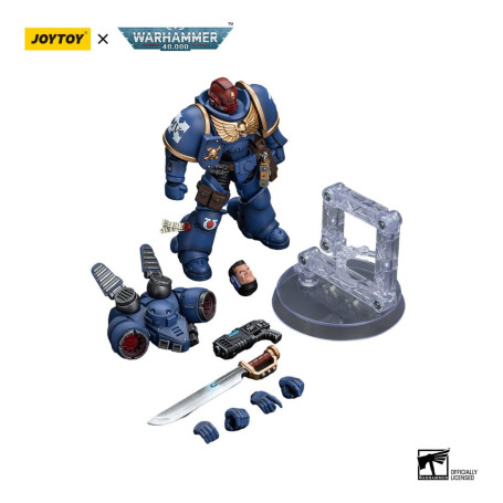 JoyToy - Marines Espaciales - Ultramarines - Jump Pack Intercesores Sargento Con Pistola De Plasma Y Espada De Poder 1/18
