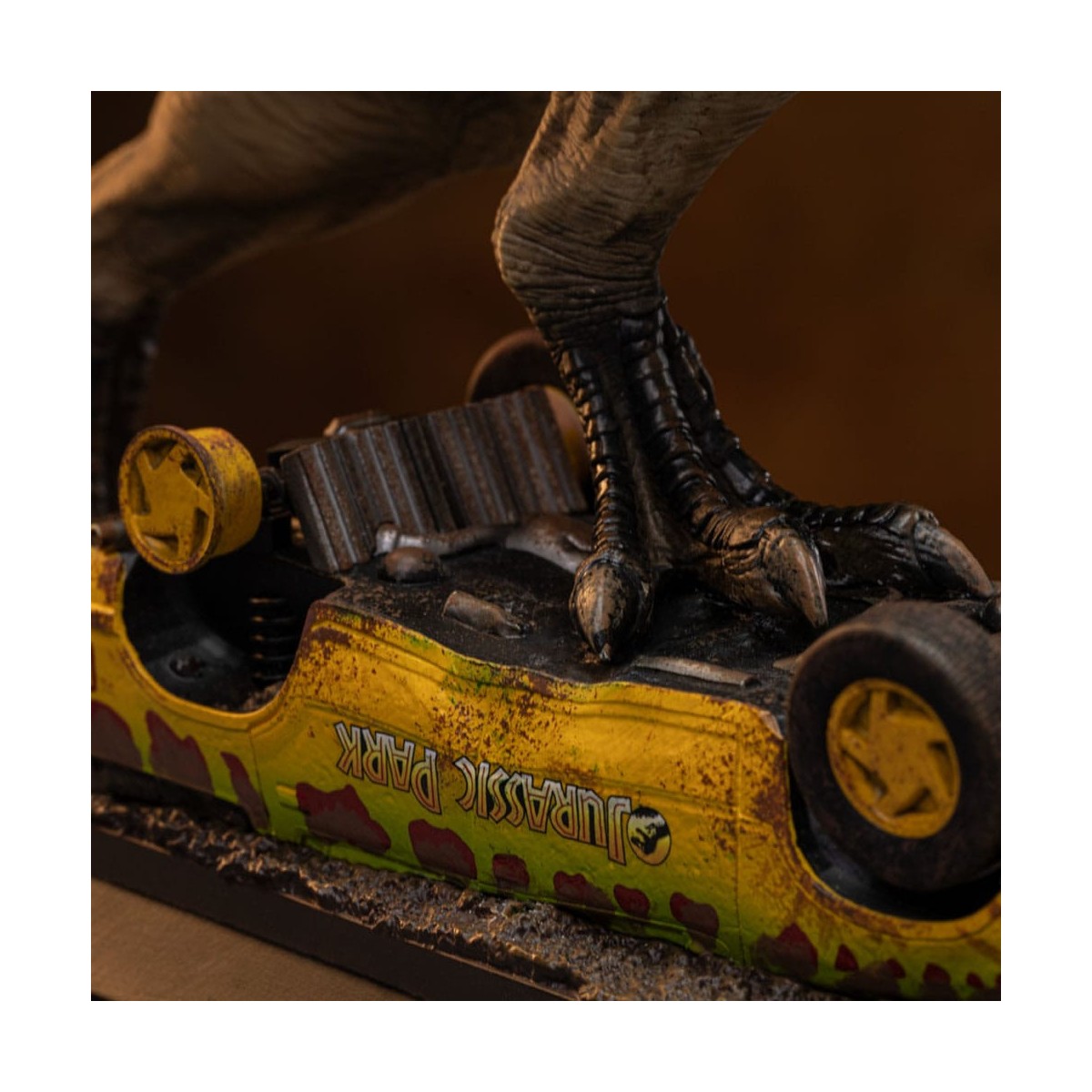 Iron Studios - Ataque del T-Rex - Iconos de Parque Jurásico