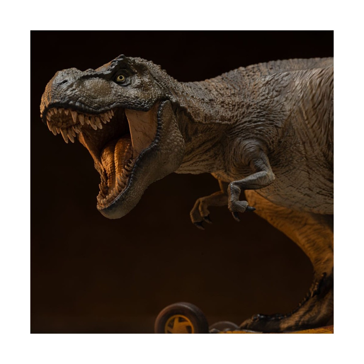 Iron Studios - Ataque del T-Rex - Iconos de Parque Jurásico