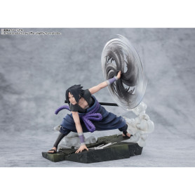 Tamashii - Figuarts Zero Naruto Shippuden Batalla Extra - SASUKE UCHIHA LA LUZ Y LA OSCURIDAD DEL MANGEKYO SHARINGAN VER.