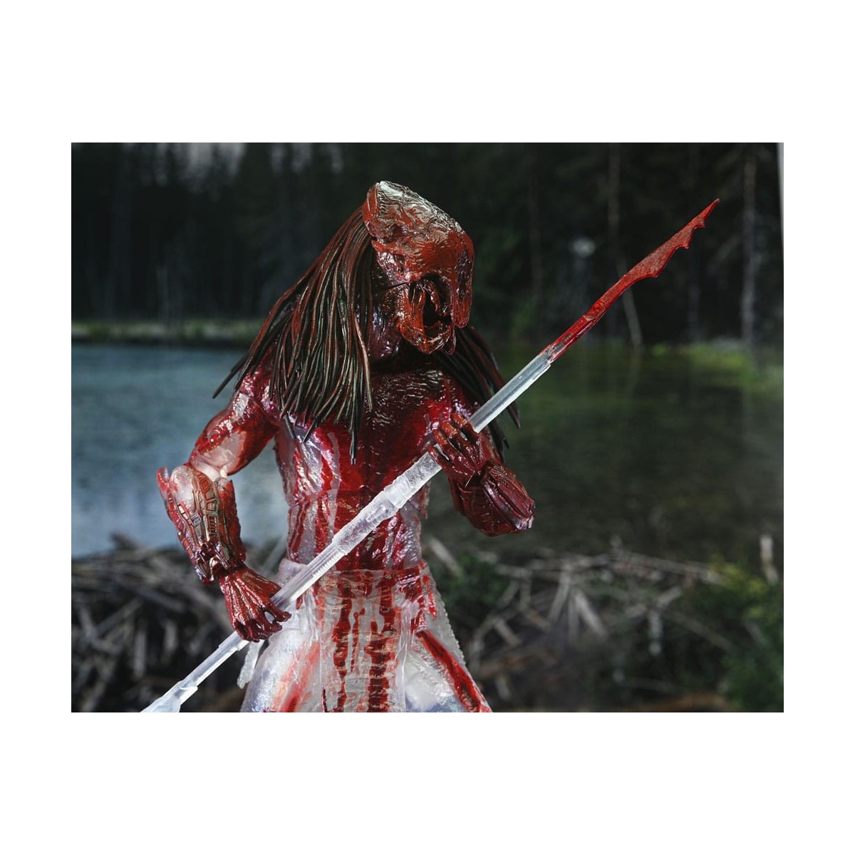 Neca Predator - Ultimate Feral Bear Blood Predator - Presa
