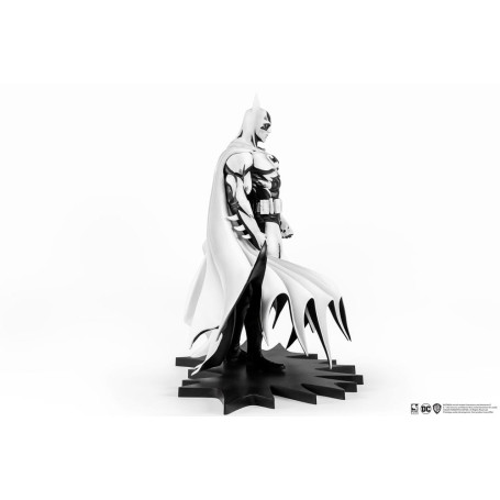 Pure Arts - Estatuilla PX - Batman Versión Blanco y Negro 1/8