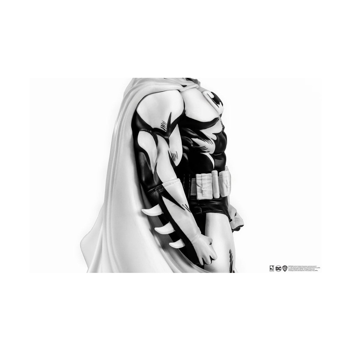 Pure Arts - Estatuilla PX - Batman Versión Blanco y Negro 1/8