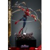 Hot Toys Marvel Vengadores: Endgame - Iron Spider MMS 1/6