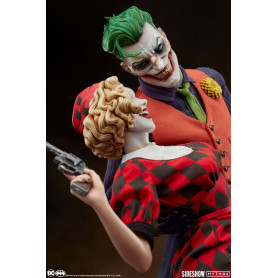 Sideshow DC Comics Mythos - El Joker y Harley Quinn: Amor sin Ley