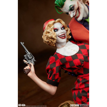 Sideshow DC Comics Mythos - El Joker y Harley Quinn: Amor sin Ley