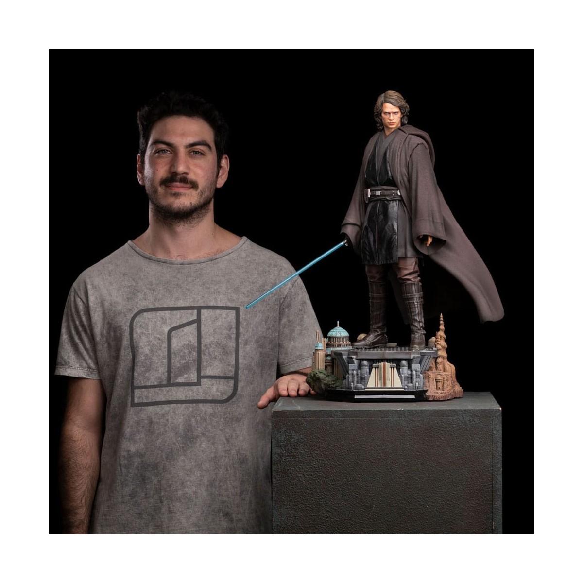 IRON STUDIOS - Réplica de Anakin Skywalker Legacy 1/4 - Star Wars