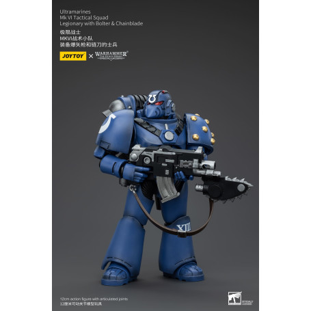 JoyToy - Ultramarines - Legión MKVI Escuadra Táctica Legionario con Bolter y Chainblade 1/18 - La Herejía de Horus