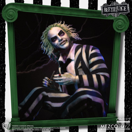 Mezco One 12 - Beetlejuice Edición Deluxe