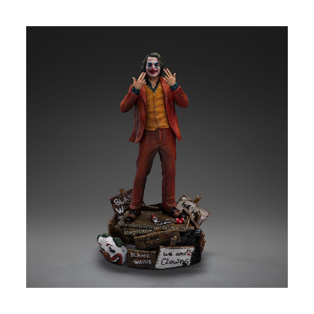 Iron Studios DC Comics - Joker (Arthur Fleck) Deluxe Arts Escala 1/10
