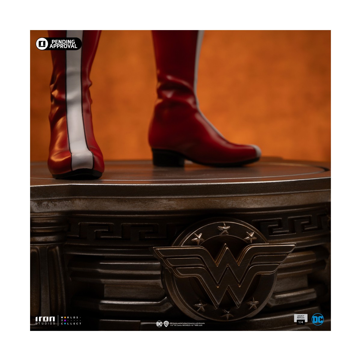 Iron Studios DC Comics - WONDER WOMAN DC TRINITY - Legacy Replica 1/4