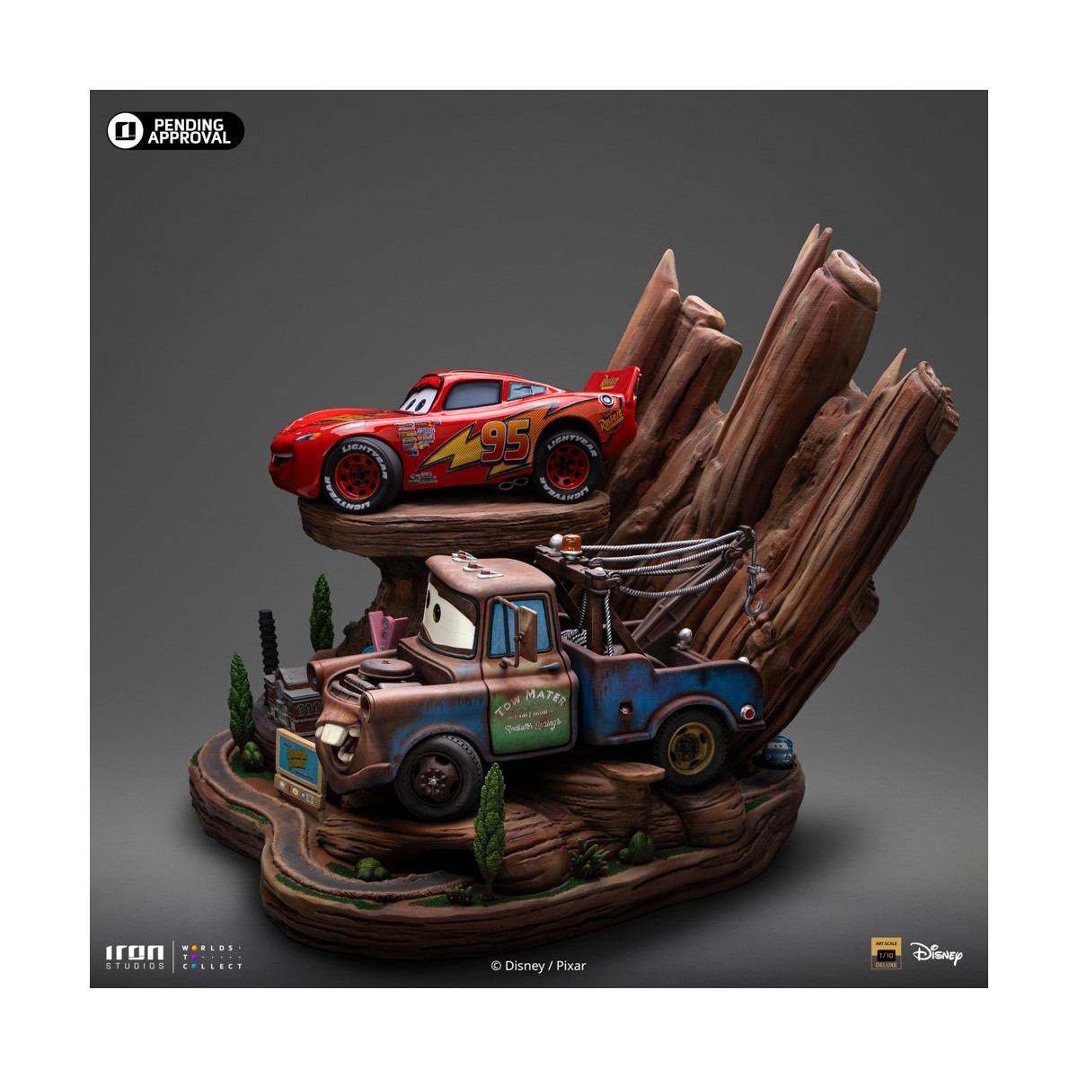Iron Studios - Disney Pixar - Deluxe Art Scale Rayo McQueen y Remolque Mater 1/10 - Cars