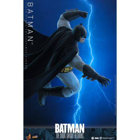 Hot Toys - BATMAN - Batman: El Caballero Oscuro Regresa Cómic Masterpiece 1/6