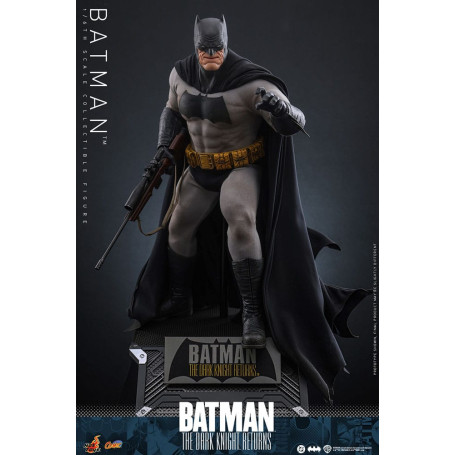 Hot Toys - BATMAN - Batman: El Caballero Oscuro Regresa Cómic Masterpiece 1/6