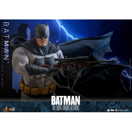 Hot Toys - BATMAN - Batman: El Caballero Oscuro Regresa Cómic Masterpiece 1/6