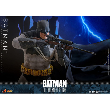 Hot Toys - BATMAN - Batman: El Caballero Oscuro Regresa Cómic Masterpiece 1/6