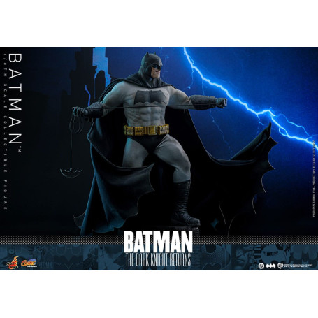 Hot Toys - BATMAN - Batman: El Caballero Oscuro Regresa Cómic Masterpiece 1/6