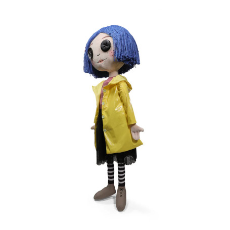 Kidrobot Coraline - Coraline con ojos de botón - Muñeca tamaño real 1/1