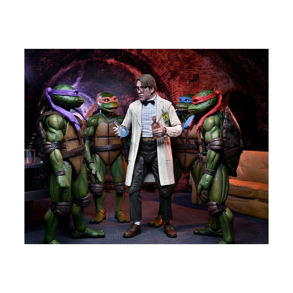 Neca - Profesor Perry con bata de laboratorio y Profesor Perry con traje para materiales peligrosos