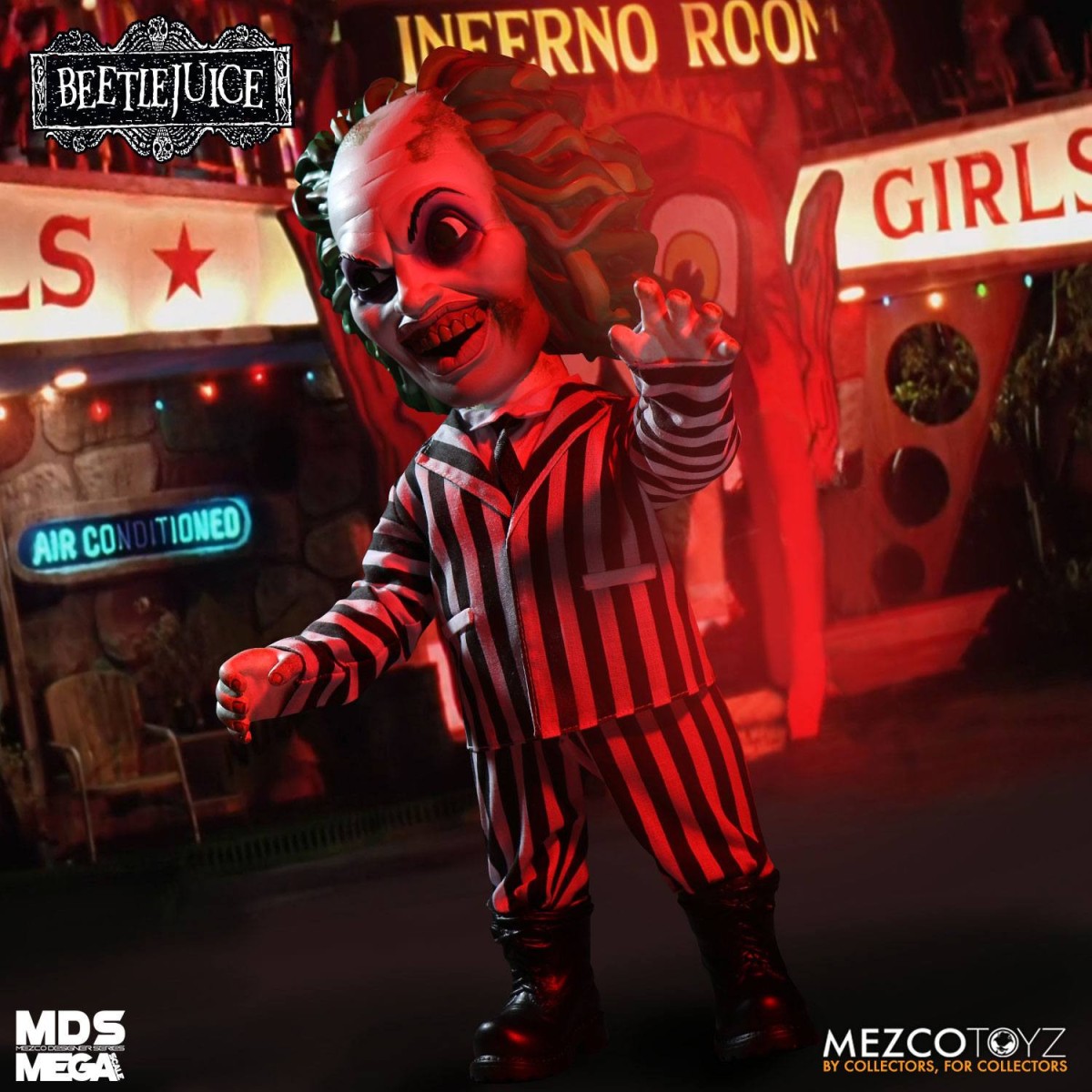 Mezco MDS Mega Escala - Beetlejuice