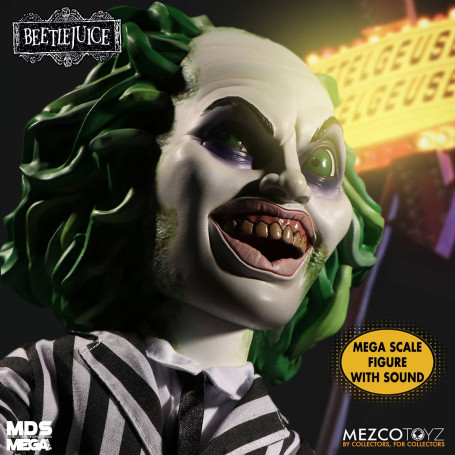 Mezco MDS Mega Escala - Beetlejuice