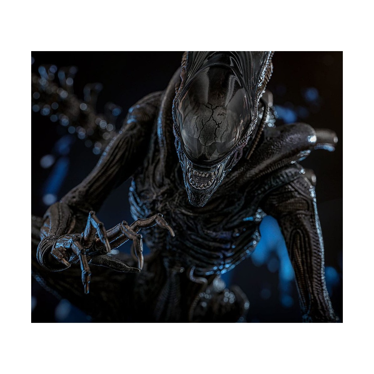 Hot Toys - Alien Romulus - Xenomorfo abrasado MMS 1/6